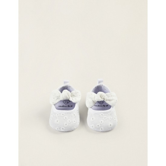 BALLERINAS WITH BOWS AND ENGLISH EMBROIDERY FOR NEWBORN, WHITE