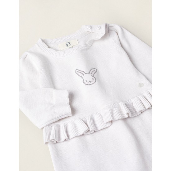 KNITTED JUMPSUIT WITH RUFFLES AND FEET FOR NEWBORN 'COELHO', WHITE